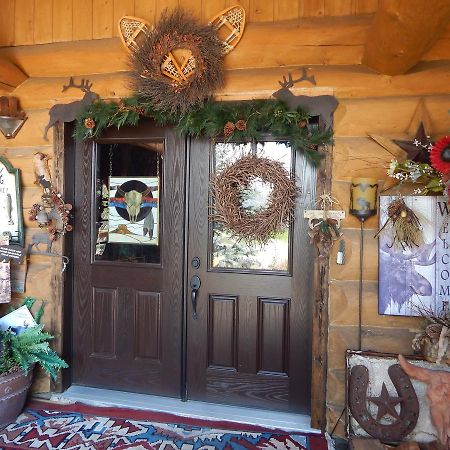 Idle Spurs Log Cabin Bed & Breakfast Black Diamond Εξωτερικό φωτογραφία