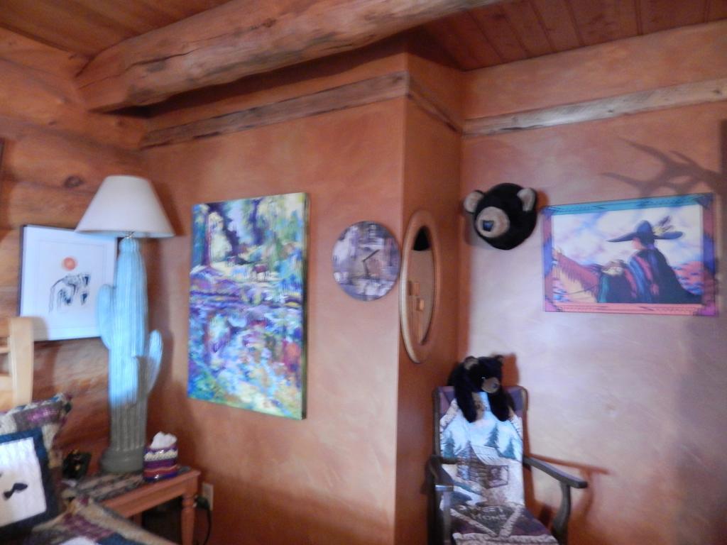 Idle Spurs Log Cabin Bed & Breakfast Black Diamond Εξωτερικό φωτογραφία