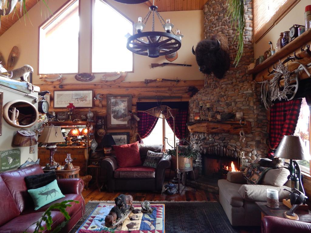 Idle Spurs Log Cabin Bed & Breakfast Black Diamond Εξωτερικό φωτογραφία