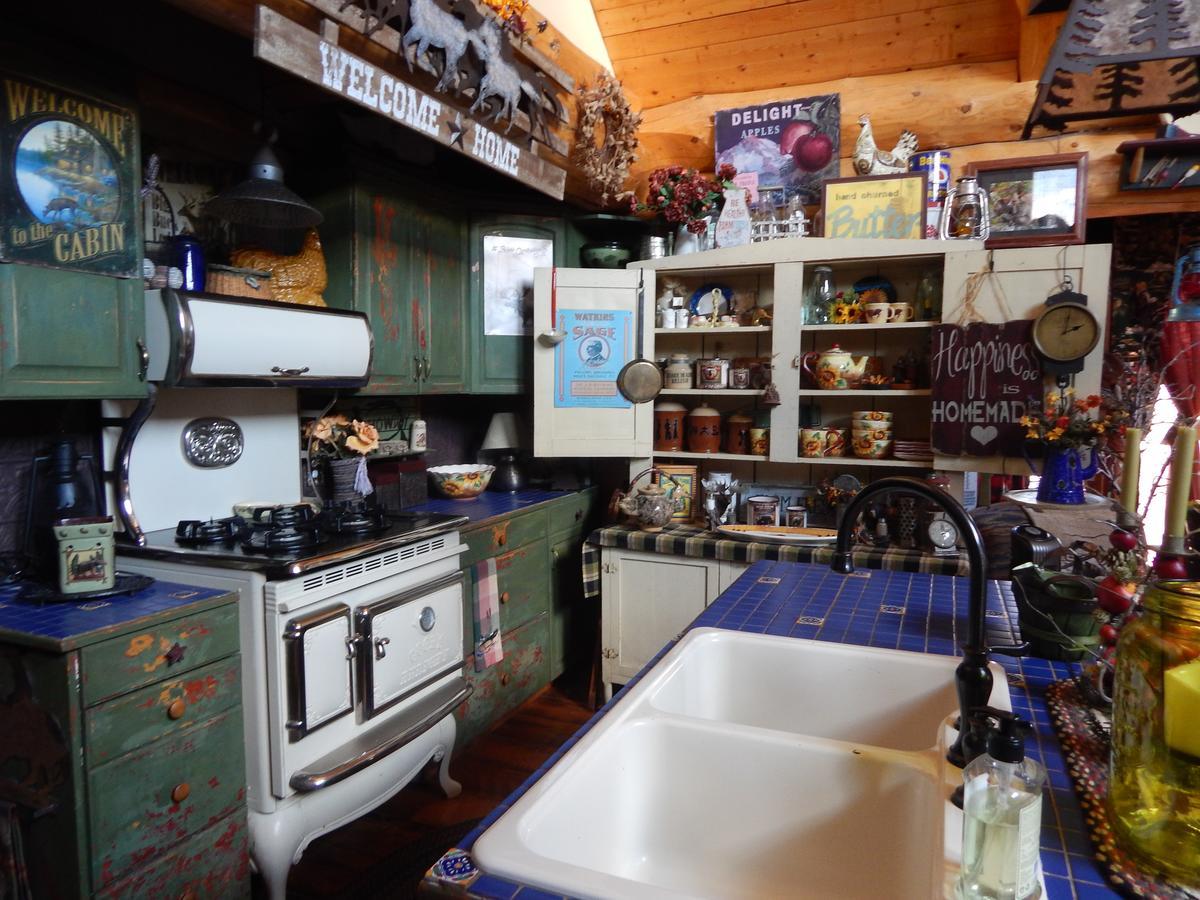 Idle Spurs Log Cabin Bed & Breakfast Black Diamond Εξωτερικό φωτογραφία